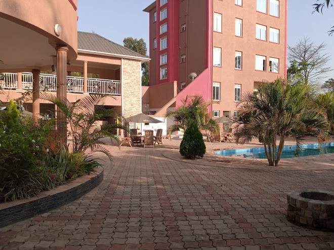 The lounge hotel