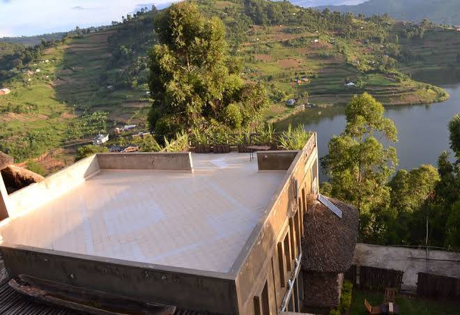 Bunyonyi apple farmstay