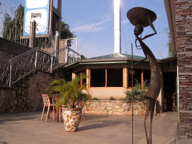 Dutchess hotel and restaurant
