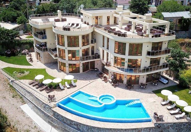Mini otel' mirnyy