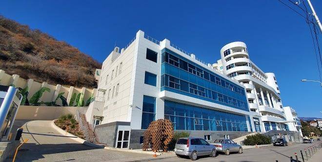 Wellnes spa hotel more