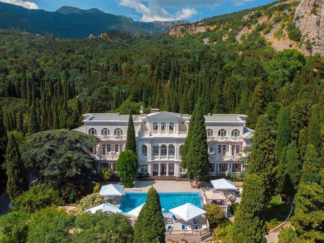 Goluboy zaliv hotel