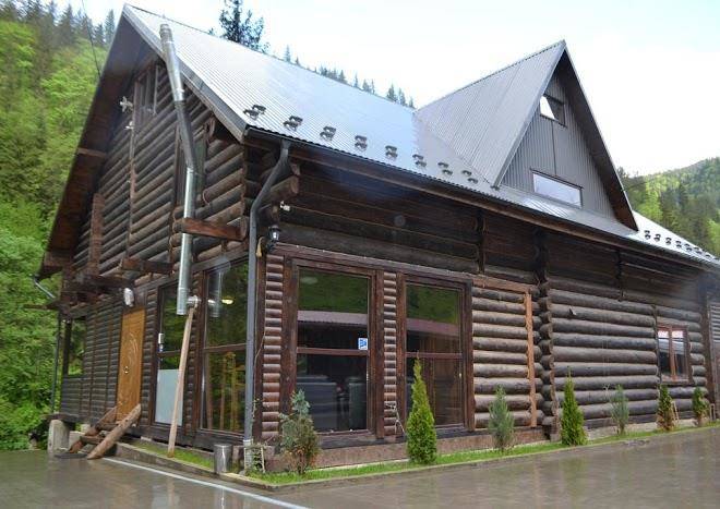 4 mountains hotel