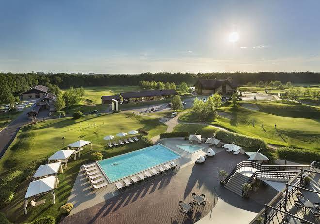 Superior golf & spa resort