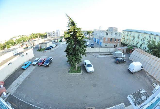 Tourist hotel
