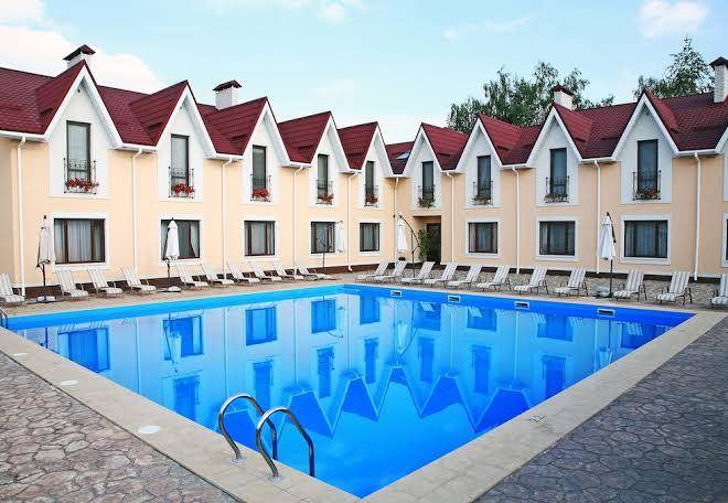 Princely yard