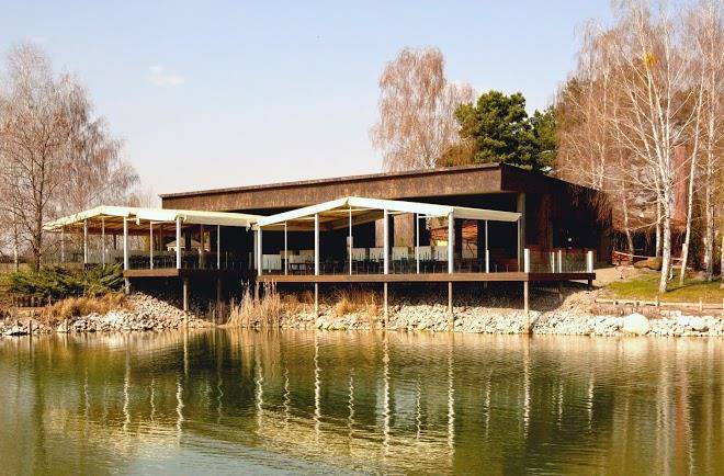 Country complex two beavers