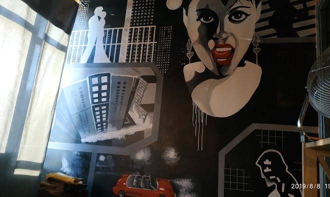 Mega City Graffity Image