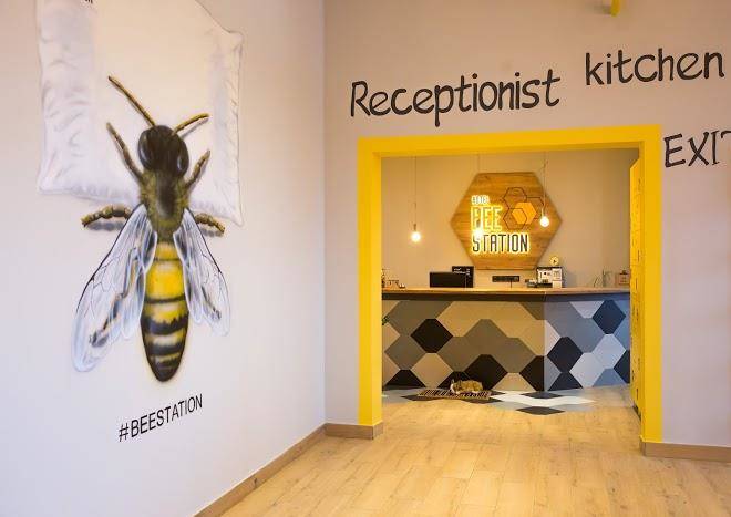 Hotel bee station