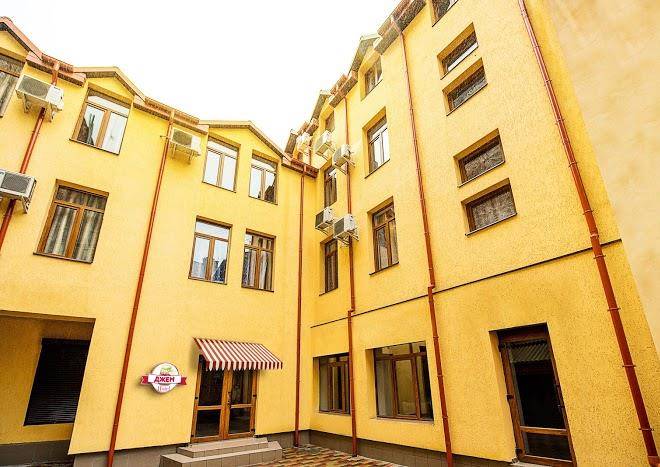 Lviv central jam hotel