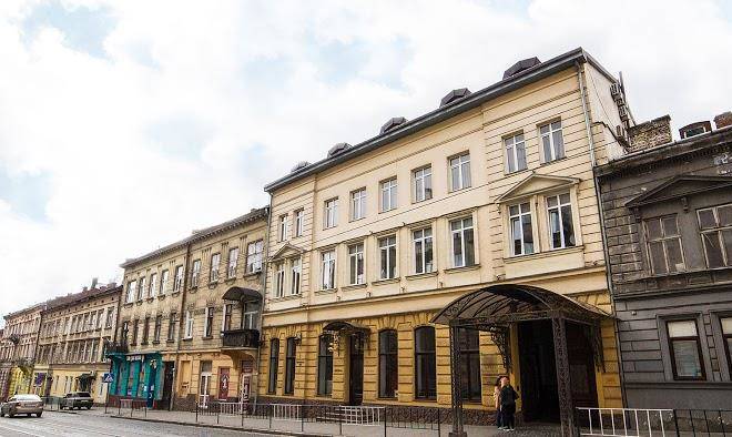 Reikartz dworzec lviv