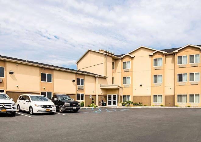 Quality Inn & Suites Glenmont Albany South Image