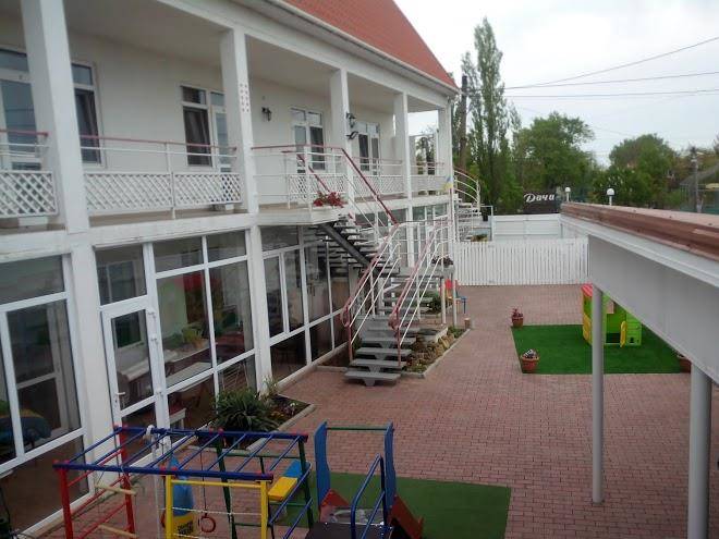 Hotel Ten Stars Image