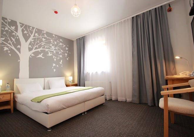 Garden hotel