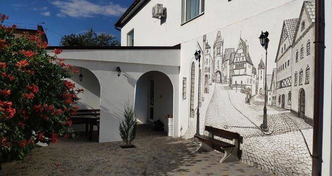 Hotel Of Traktornyi Image