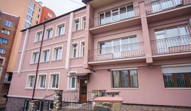 Hotel uhnovych