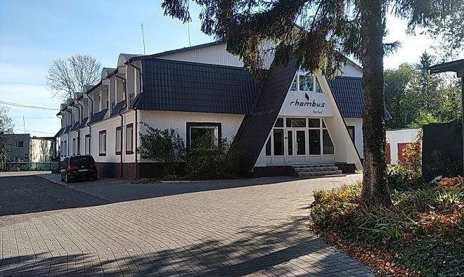 Rhombus hotel