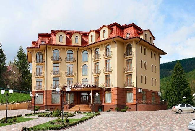 Hrand hotel pylypets