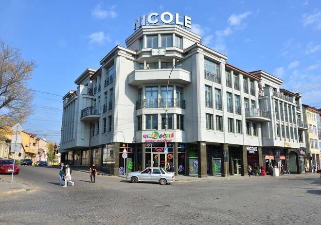 Hotel nikol