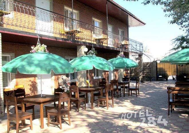 Hotel na skhidnomu 284