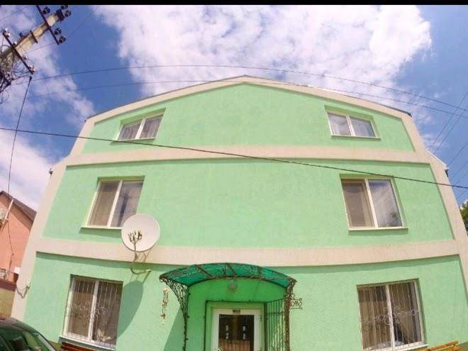 Hotel charivna 31