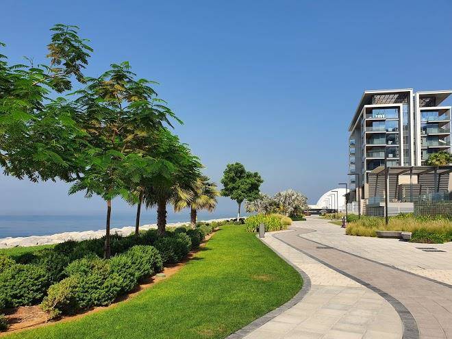 Bluewaters residences building 2