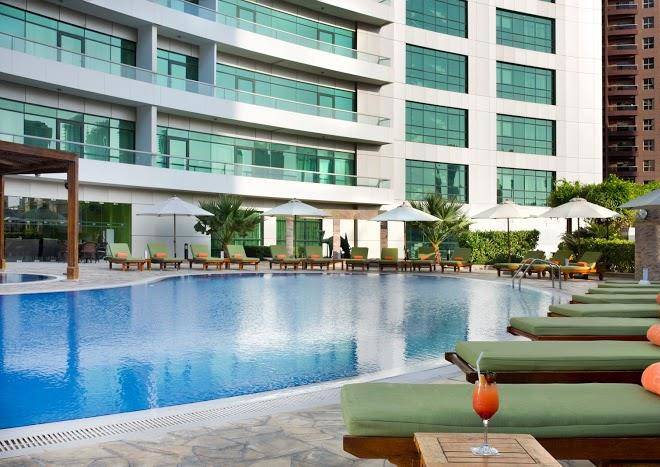 Time oak hotel & suites