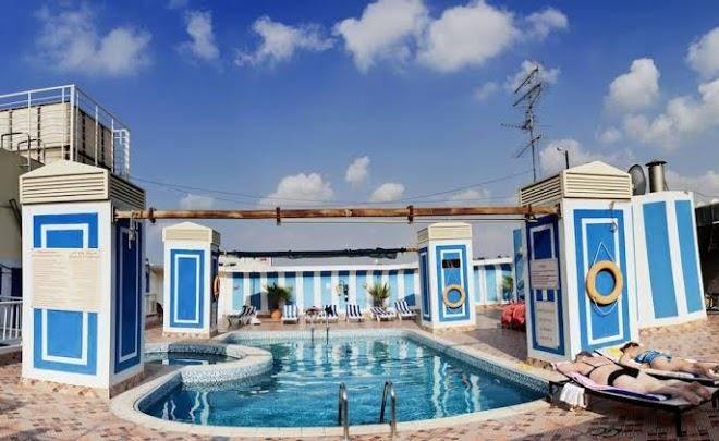 Versailles by raviz hotel 4 star