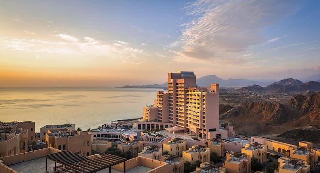 Fairmont fujairah beach resort