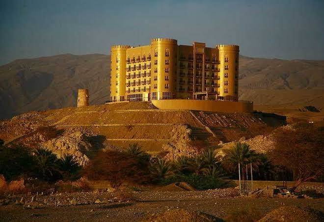 Golden tulip khatt springs resort