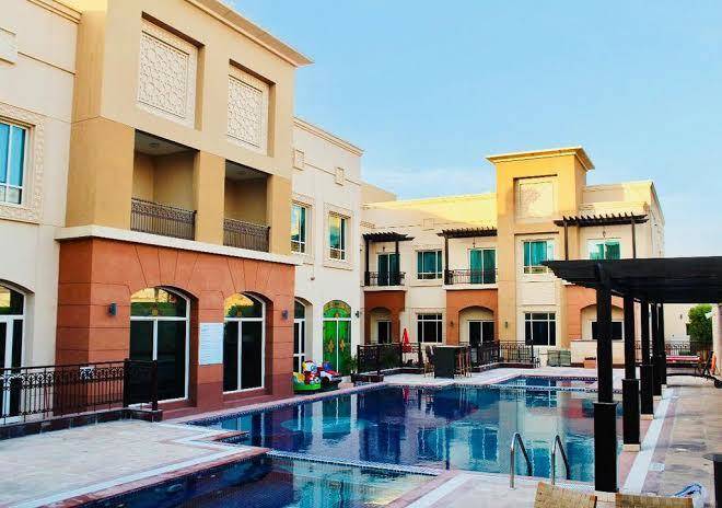 Mughal suites