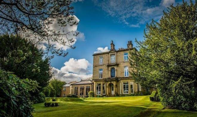 Astley bank hotel