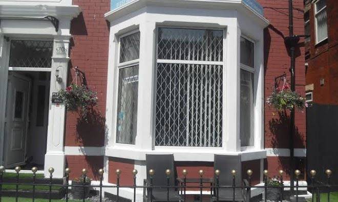 Park Villa Hotel Image