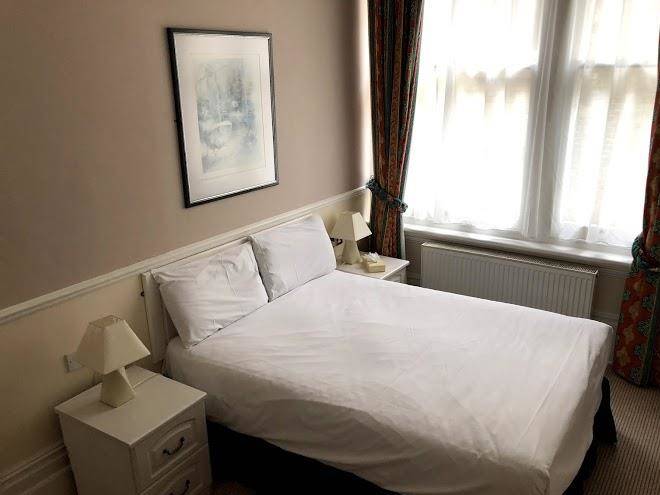 Albany hotel