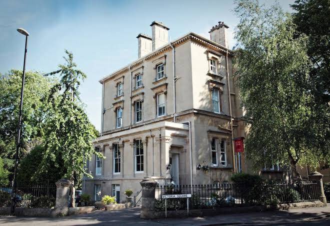 Victoria Square Hotel Image