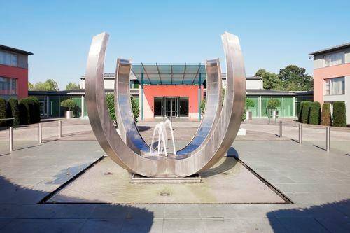 Crowne Plaza Marlow Image