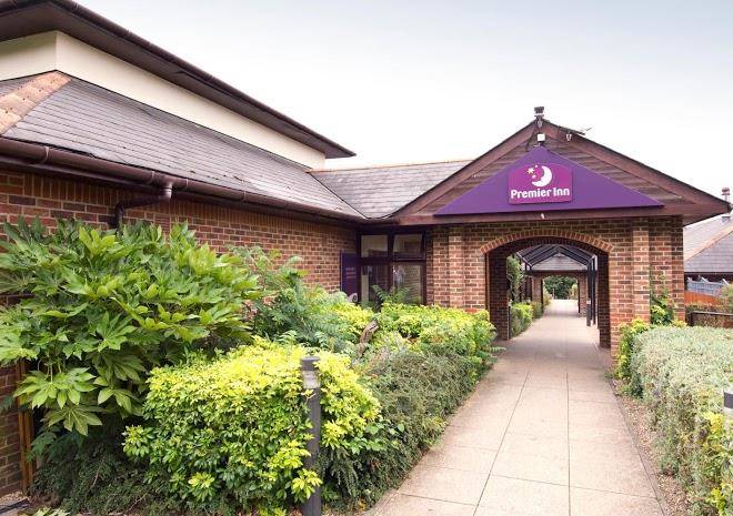 Premier inn high wycombe beaconsfield hotel