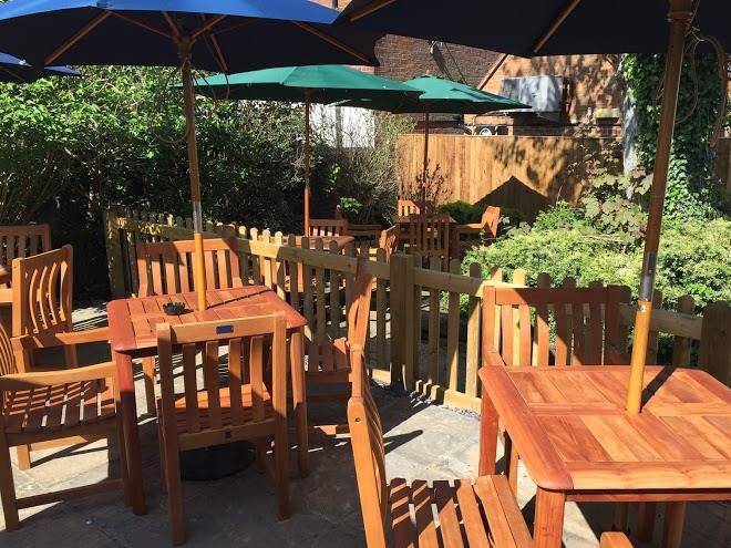 The old bell country inn