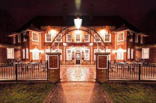 Wendover arms