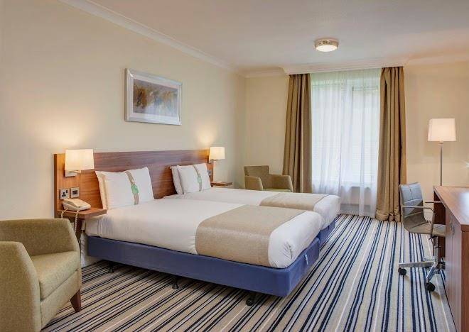 Holiday inn leeds brighouse