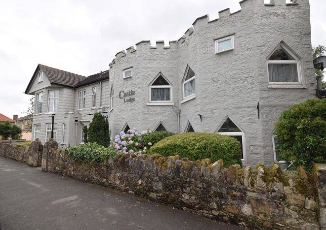 Castle lodge