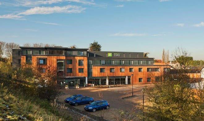 Holiday inn express cambridge duxford m11 jct 10