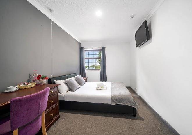 Iway inn hotel