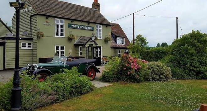 The white horse inn barton