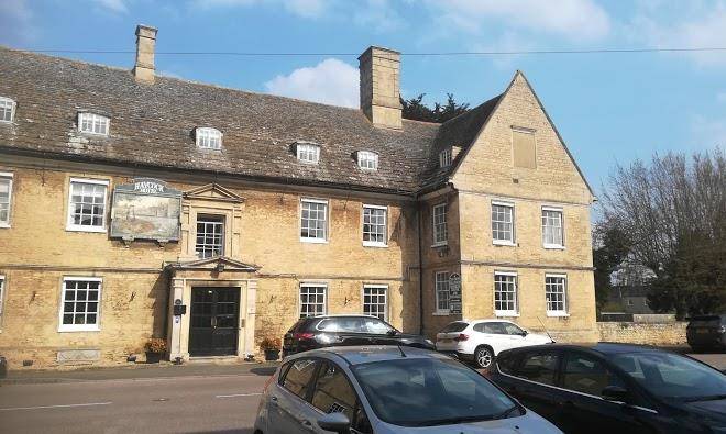 Wansford country lounge b&b