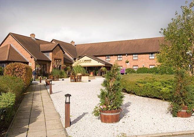 Premier inn crewe west hotel