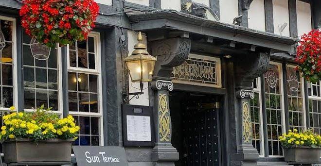 Rose & crown