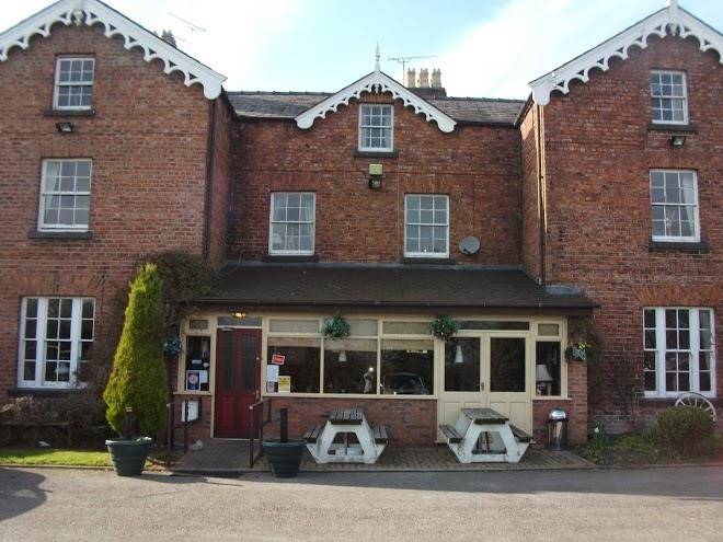 Carriages country pub & dining