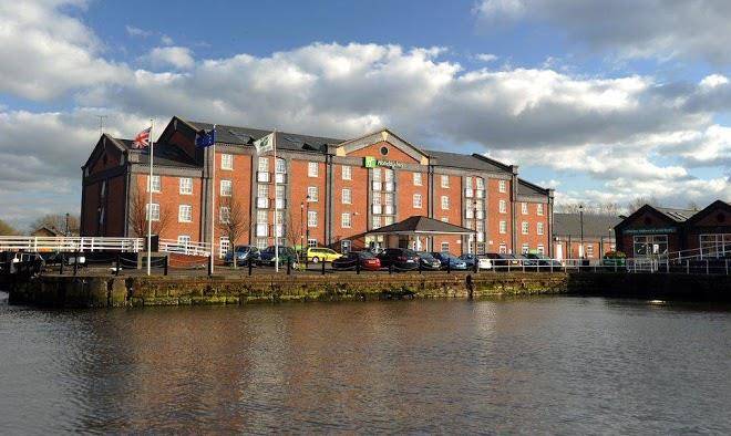 Holiday inn ellesmere port cheshire oaks