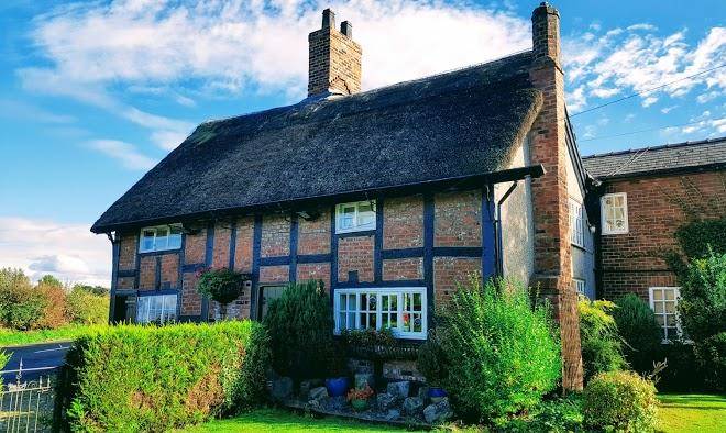 The hollybush inn